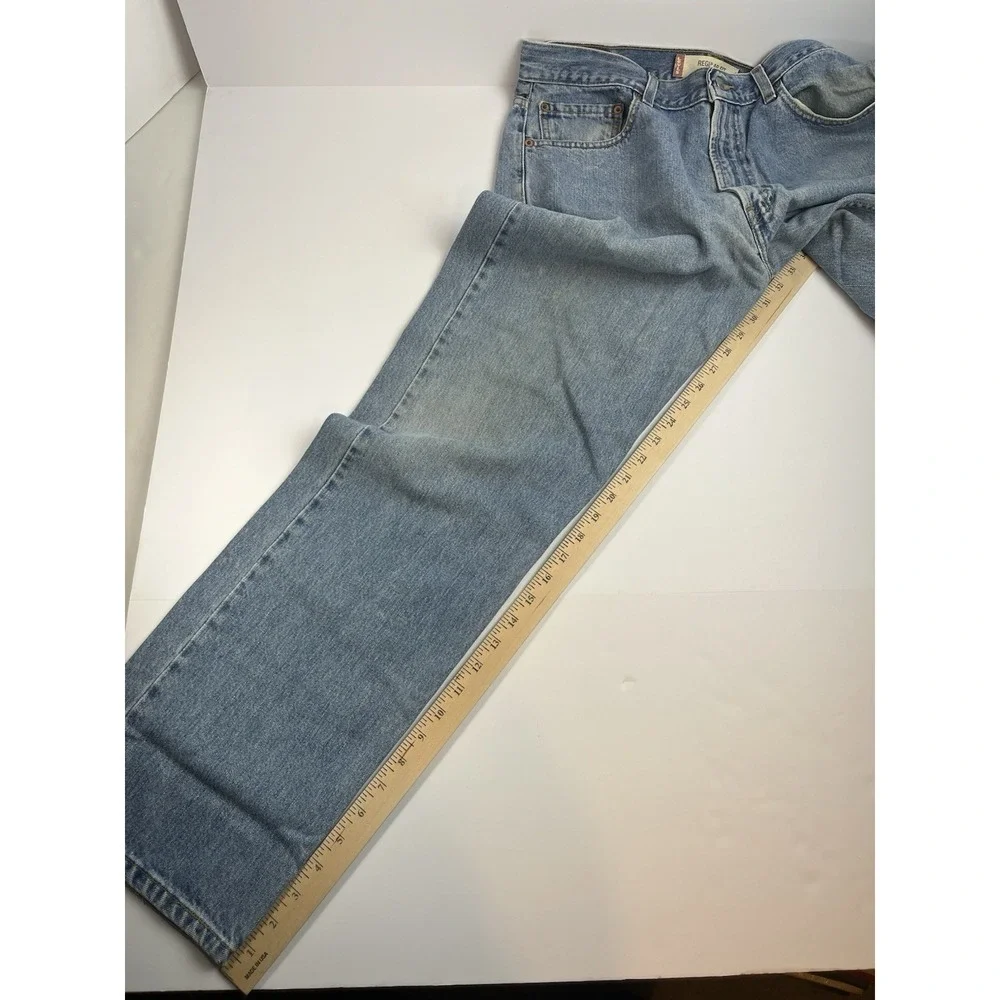 Levi's 505 Jeans 34x32 Straight Fit Light Wash Denim Y2K Classic Style
